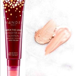 NIB Highlighter & Glow 2 in 1 WANDER BEAUTY